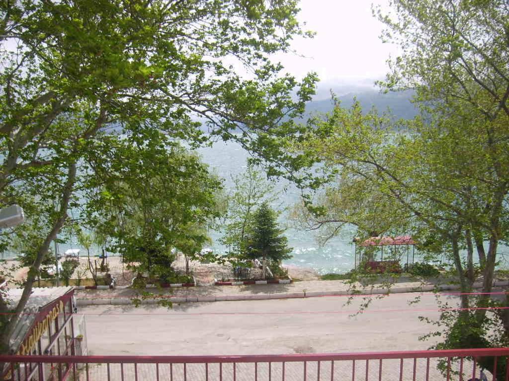 Choo Choo Pension Egirdir Exterior foto